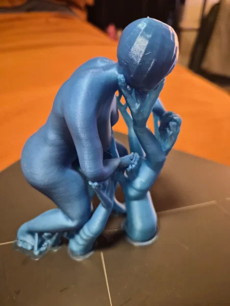Mô hình trang trí nhân vật nữ leo dây nghệ thuật (3D Print) - Image 5