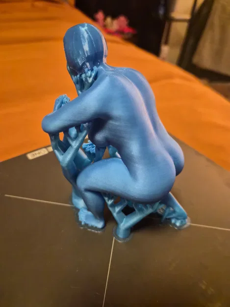 Mô hình trang trí nhân vật nữ leo dây nghệ thuật (3D Print) - Image 6