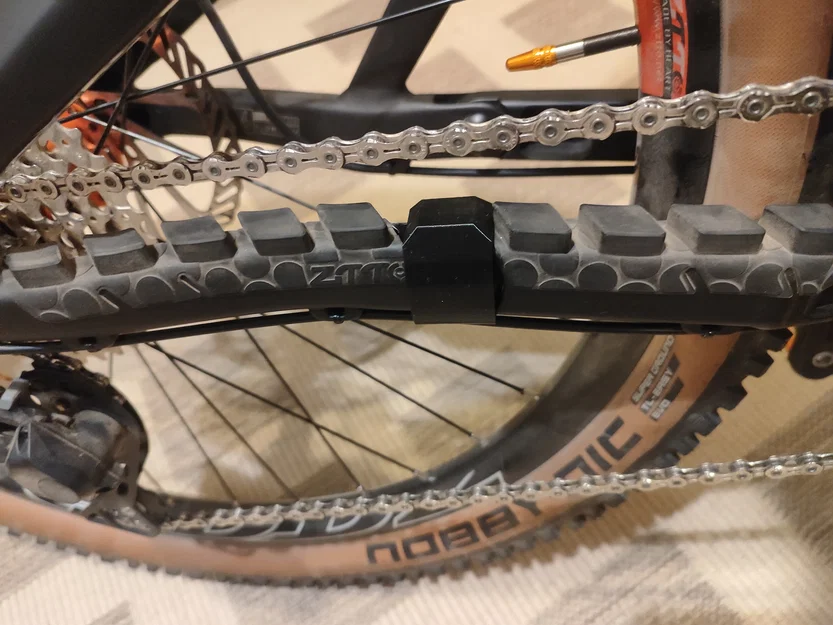 Miếng bảo vệ khung sườn (chainstay protector) cho Fuji Auric hoặc Rakan - Image 3