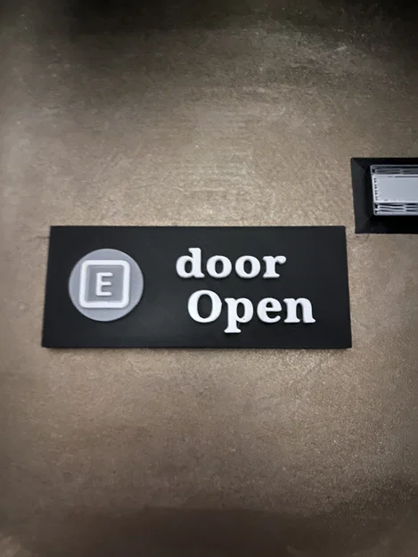 Biển báo trang trí cửa "E to Open" phong cách Roblox 3D - Image 1