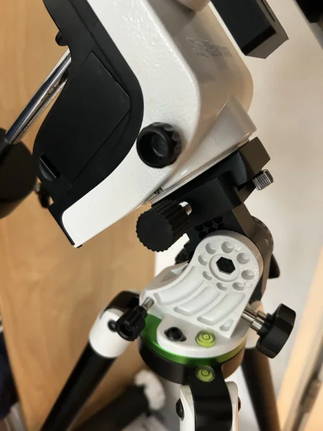 Núm vặn Sky-Watcher cho EQ-Wedge - Image 1