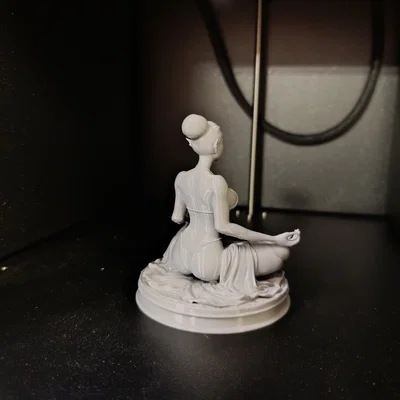 Zen Elf Muse – Tượng Nàng Elf Thiền Định & An Nhiên