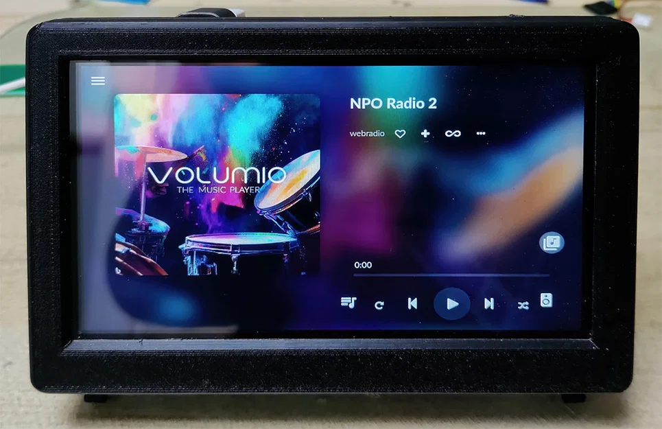 Vỏ hộp Raspberry Pi 4 kèm màn hình DSI 5 inch - Image 2