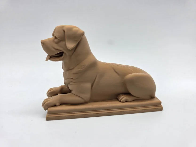 Tượng Chú Chó Rottweiler Đang Nằm - Image 3