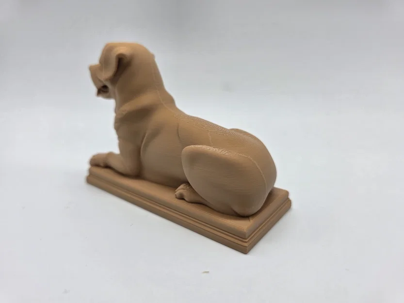 Tượng Chú Chó Rottweiler Đang Nằm - Image 4