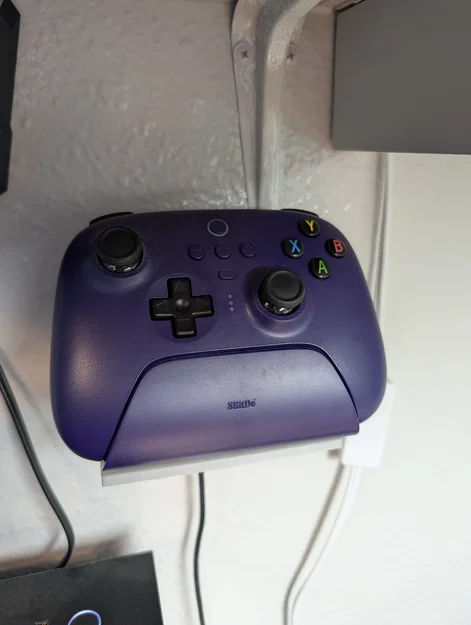 Giá treo tường cho tay cầm PC Gaming kèm lỗ cắm cáp USB-C - Image 4