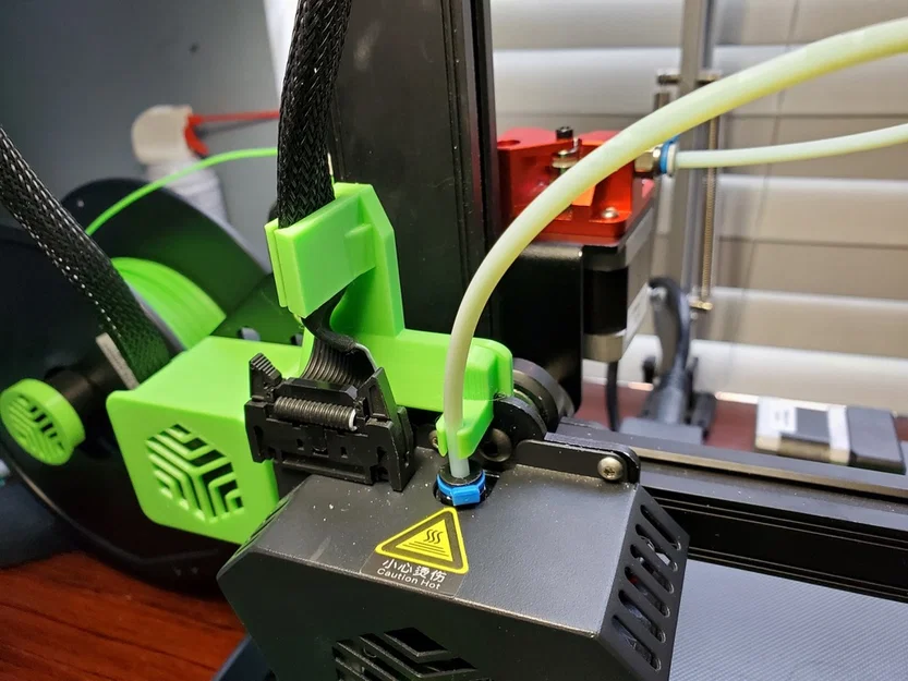 Giá đỡ dây cáp Hot End và ống Bowden cho CR-6 SE - Image 2