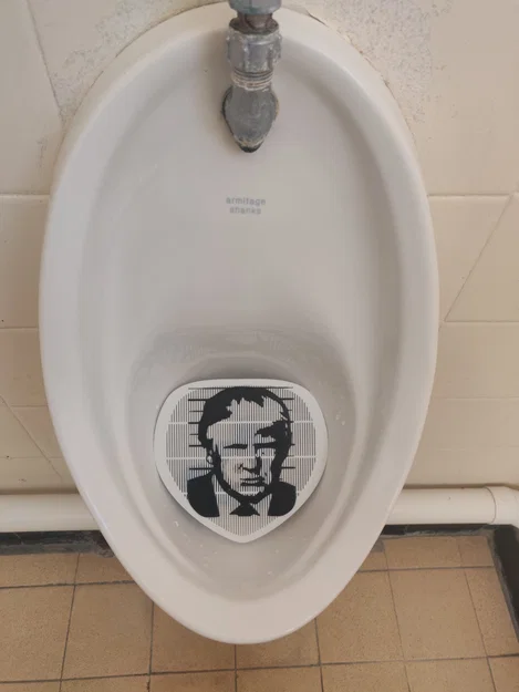 Miếng lót chống văng bồn tiểu: Trump, Putin, Musk, Vance - Image 2