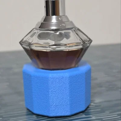Đế đỡ chai nước hoa hình đa giác độc đáo - In 3D phụ kiện trang trí