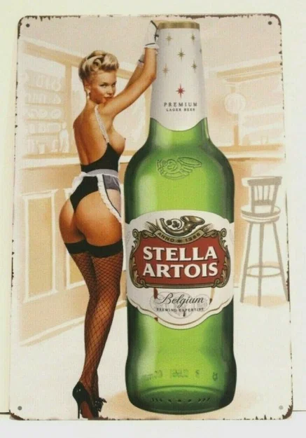 Mô hình trang trí Pin-Up Girl bên chai bia Stella Artois - Image 2