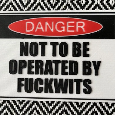 Biển báo an toàn Skookum (Skookum Danger Signs)