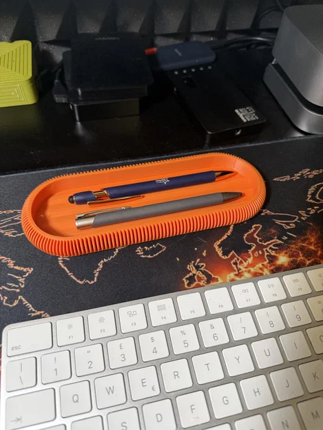 Khay Đựng Đồ Để Bàn Ribbed Desktop Organizer - Image 3