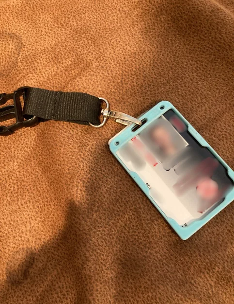 Khung Đựng Thẻ Nhân Viên (ID Card Holder) In 3D Đơn Giản - Image 2