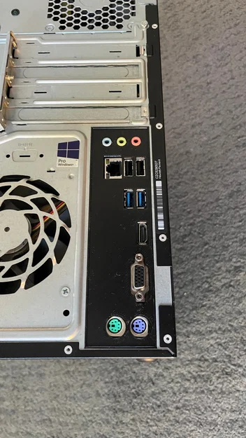 Miếng chặn main I/O Shield cho Gigabyte H110M-H in 3D - Image 1