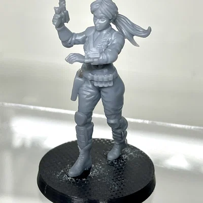 FREE MINI - Lucy MacLean từ Fallout TV