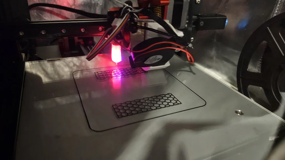 Nắp GMKtec K9 (+ mod capture card) - GMKtec K9 Lid (+ capture card mod) - Image 4