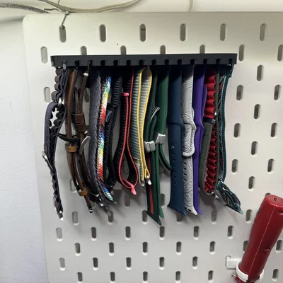 Giá treo dây đeo Apple Watch cho bảng IKEA Skadis tiện lợi