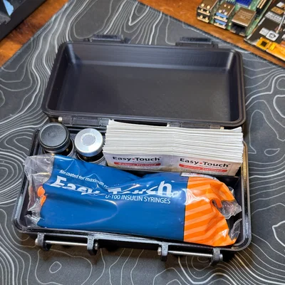 Hộp Đựng Dụng Cụ Y Tế 3D (Remix Rugged Storage Box)