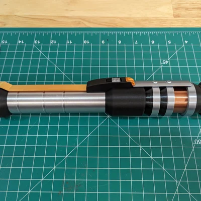 Lightsaber Đầu Tiên của Kyle Katarn