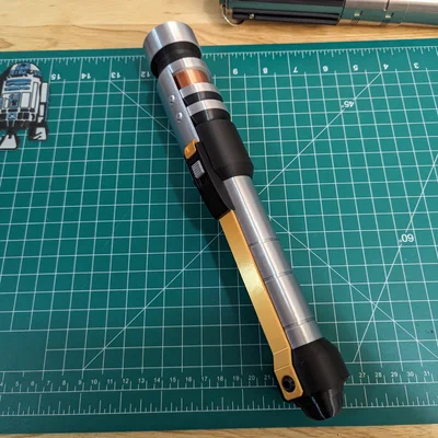 Lightsaber Đầu Tiên của Kyle Katarn