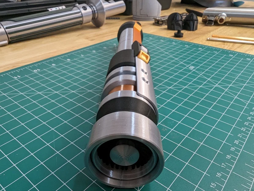 Lightsaber Đầu Tiên của Kyle Katarn - Image 5