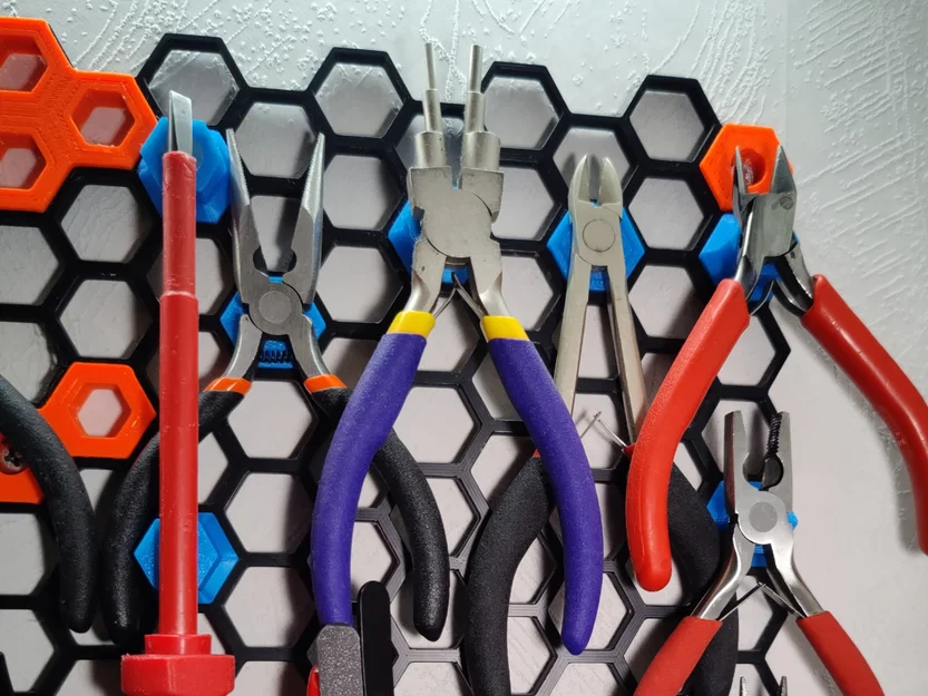 Giá treo nam châm cho bảng đục lỗ Honeycomb Storage Wall (HSW) - Image 1