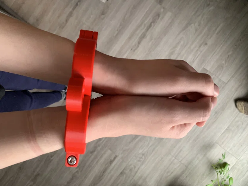 Irish Handcuffs - V1 - Image 4