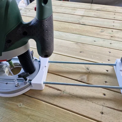 Đồ gá phay vòng tròn lớn cho router Bosch (Bosch router large circle jig)