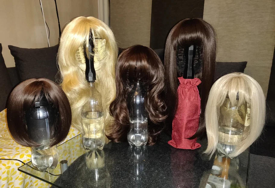 Giá Đỡ Tóc Giả Từ Chai Nước Ngọt (Bottle Wig Stand) - Image 2