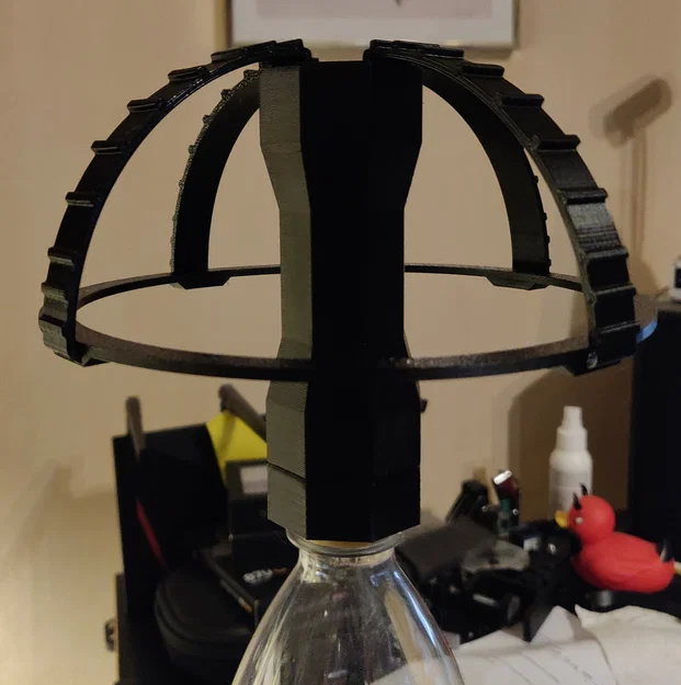 Giá Đỡ Tóc Giả Từ Chai Nước Ngọt (Bottle Wig Stand) - Image 5