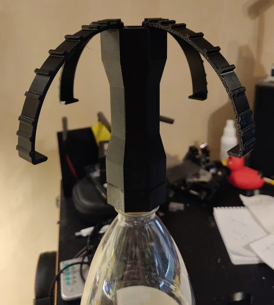 Giá Đỡ Tóc Giả Từ Chai Nước Ngọt (Bottle Wig Stand) - Image 16