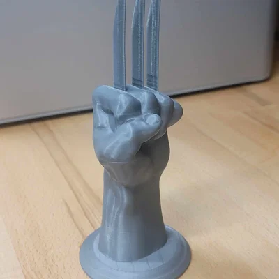 Nắm Đấm Wolverine Fist