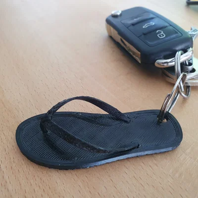 Móc khóa hình dép kẹp Flip Flop độc đáo cho mùa hè