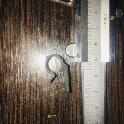 BMW E30/E28/E21 - kẹp dây điện (OEM: 63 12 1 364 431, 61 13 1 362 825)