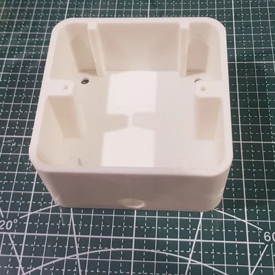 Hộp đế nổi cho ổ cắm Merten - Giải pháp lắp đặt 3D tiện lợi