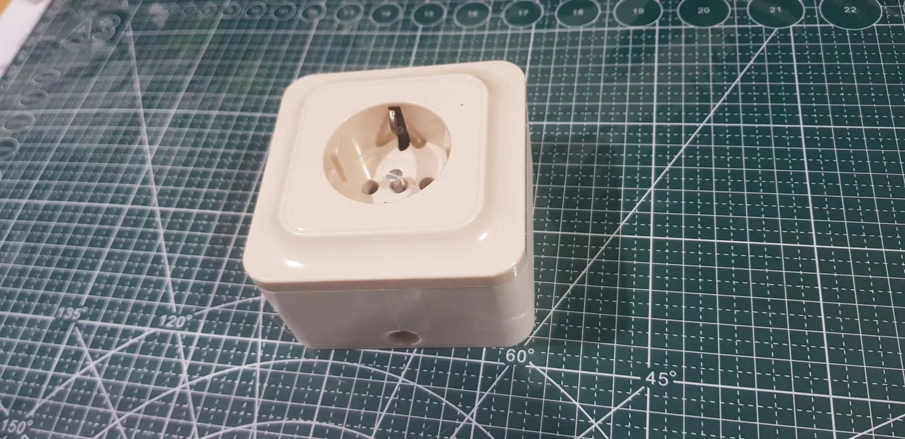 Hộp đế nổi cho ổ cắm Merten - Giải pháp lắp đặt 3D tiện lợi - Image 2