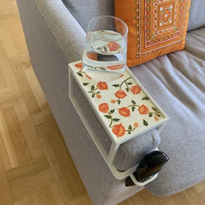 Khay 3D Đựng Đồ Gắn Tay Vịn Sofa Tiện Lợi Cho Gia Đình
