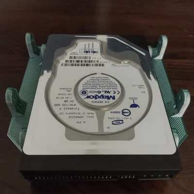 Adapter khay ổ cứng: ổ 2.5" & 3.5" gắn vào khay 5.25"