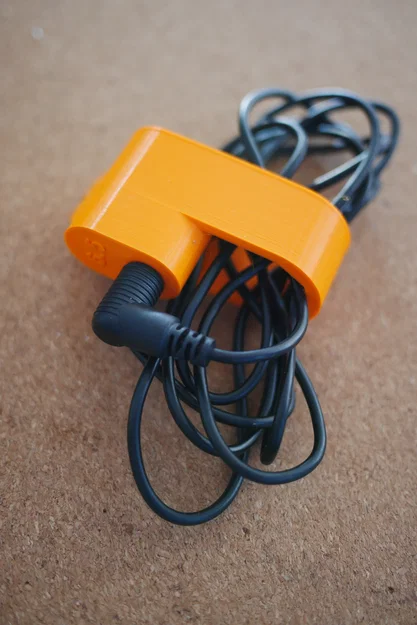 Kẹp giữ cáp USB A (Cable Holder/Clip) – Cable Management & Storage - Image 2