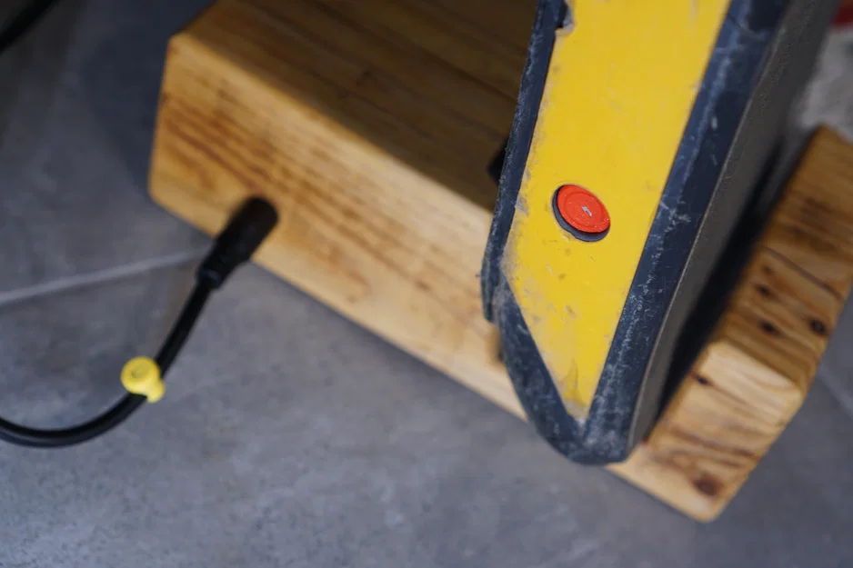 Nút che cổng sạc nam châm cho Onewheel Pint / Pint X - Image 3