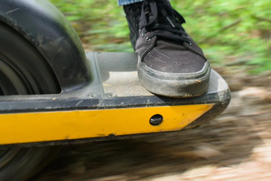 Nút che cổng sạc FLEX cho Onewheel Pint / Pint X - Image 2