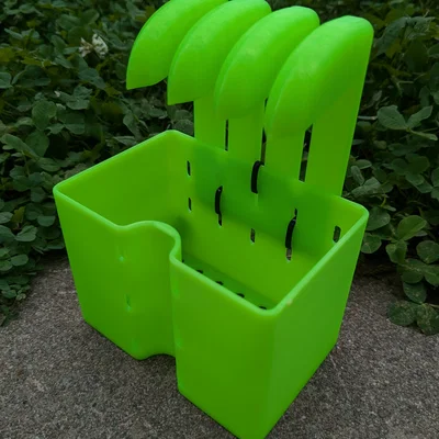 Dụng cụ hái cherry cầm tay tự chế bằng in 3D tiện lợi