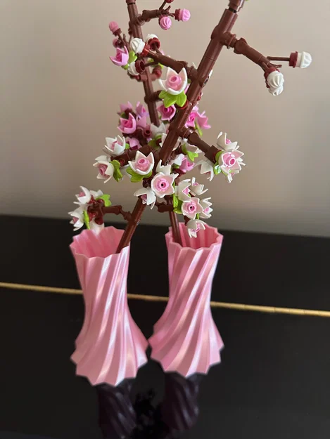 Bình hoa dáng mảnh cho LEGO Cherry Blossom (và cả hoa thật) - Image 5