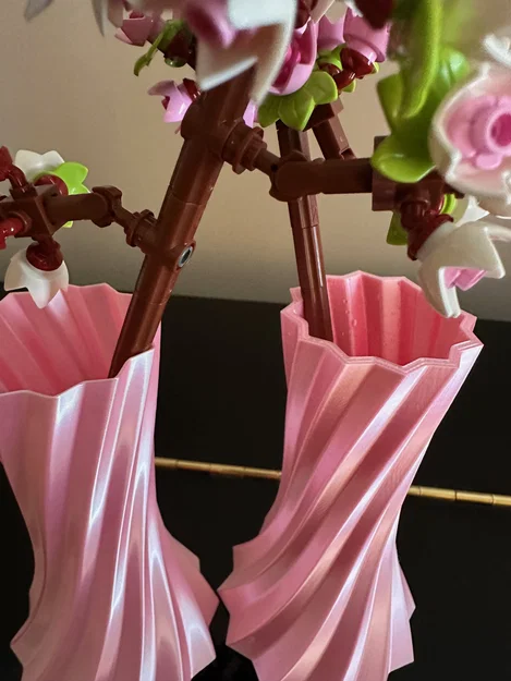 Bình hoa dáng mảnh cho LEGO Cherry Blossom (và cả hoa thật) - Image 6