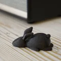 Mô hình 3D chú thỏ lười biếng (Lazy Rabbit) trang trí bàn làm việc - Thumbnail 2