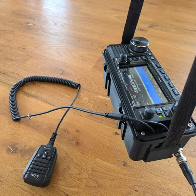 Hộp rugged di động cho Icom IC-705