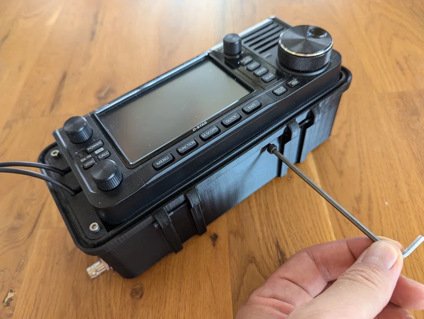 Hộp rugged di động cho Icom IC-705 - Image 5