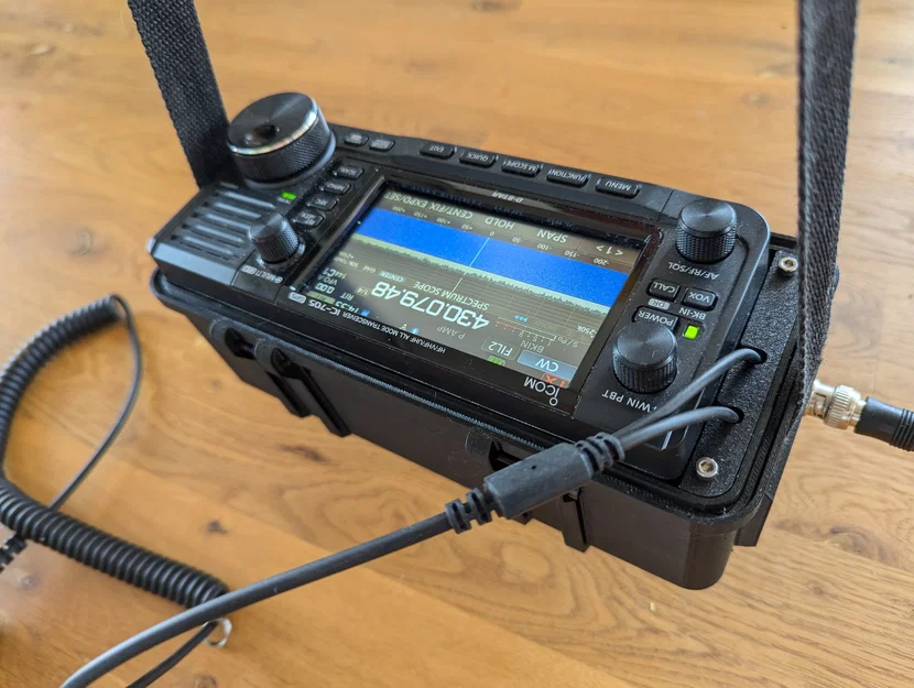 Hộp rugged di động cho Icom IC-705 - Image 6