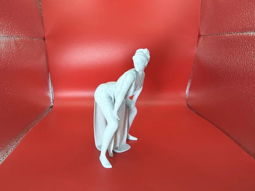 Tượng Hy Lạp Twerking (Greek Statue Twerking) - Image 1