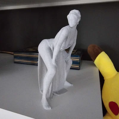 Tượng Hy Lạp Twerking (Greek Statue Twerking)